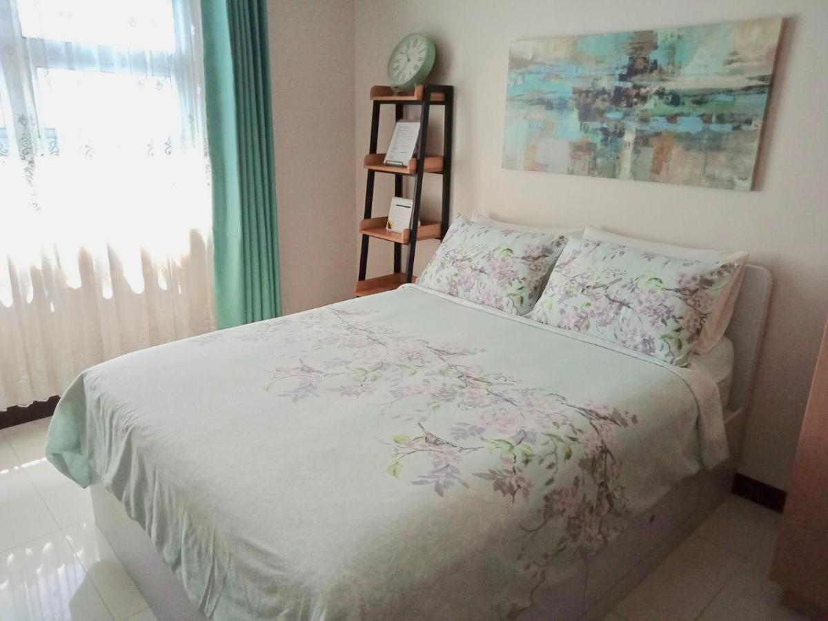 Chillax Studio 101 Newport Boulevard Manila Exterior foto