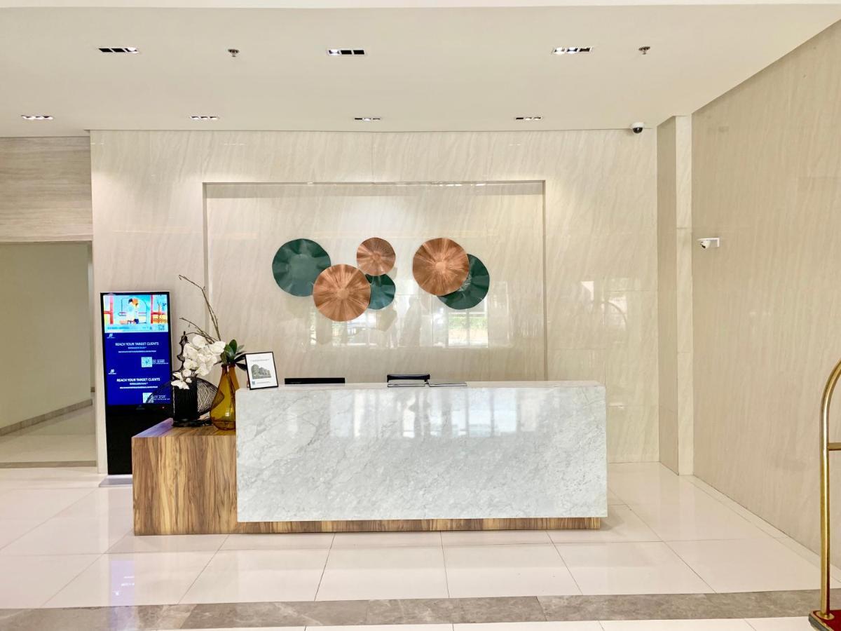 Chillax Studio 101 Newport Boulevard Manila Exterior foto